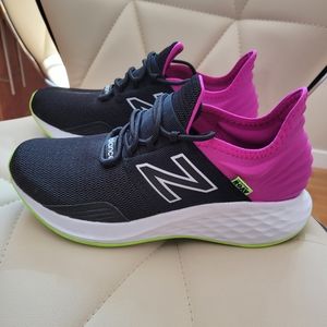 New Balance foam roav running shoes